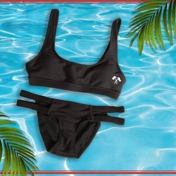 🔸️NWOT In-N-Out Black w/White Embroidered Logo Ribbed Bikini Set Medium - Picture 1 of 13